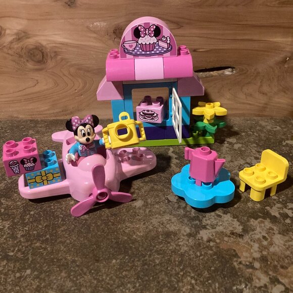 Duplo 10830 – Minnie’s Café (Retired Set, 2016) - Picture 1 of 7